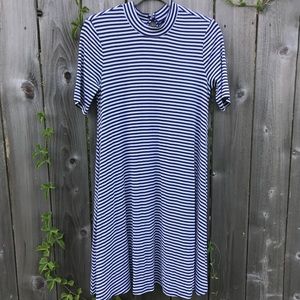 Old Navy Womens blue/white striped mock neck dress